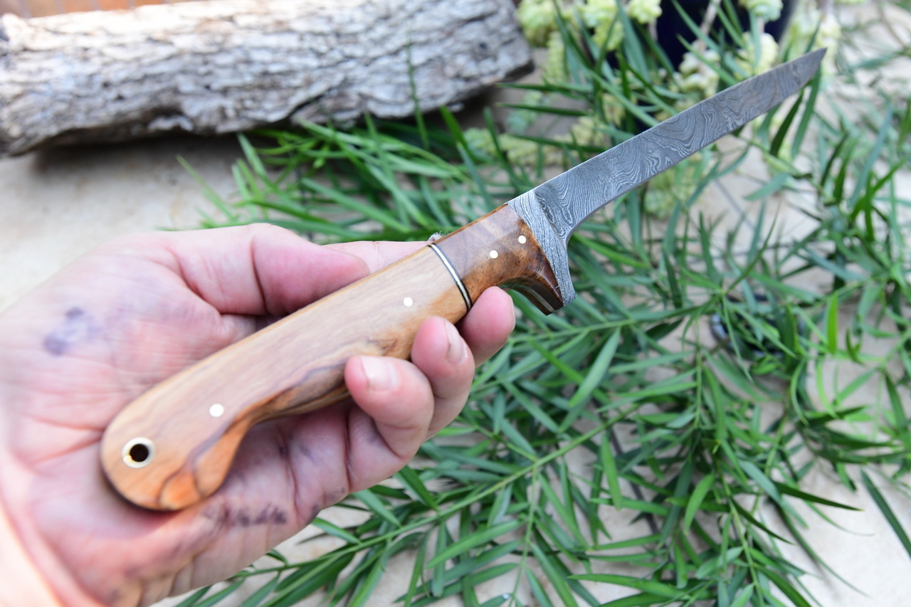 Custom Made Damascus Steel Knives The Prefect Fishing Knife